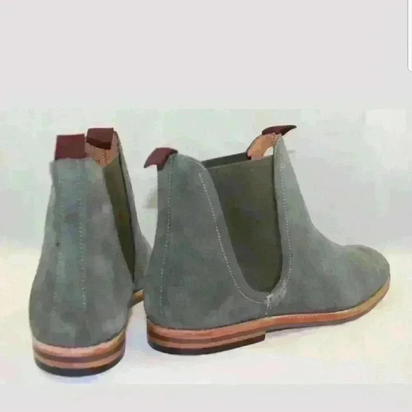 H London by Hudson Eldon Chelsea Suede Boot Sz 43 main image 6